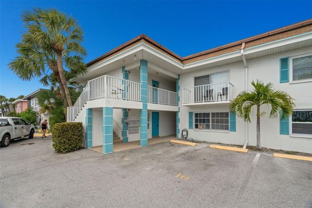 11655 3RD STREET E 1, Treasure Island, FL 33706