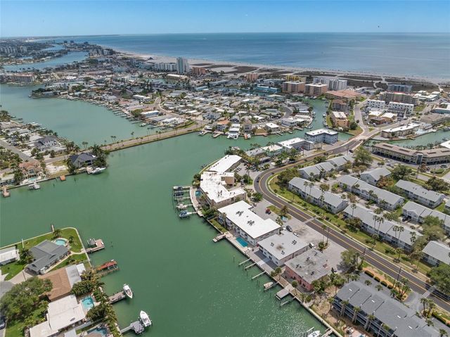 11655 3RD STREET E 1, Treasure Island, FL 33706