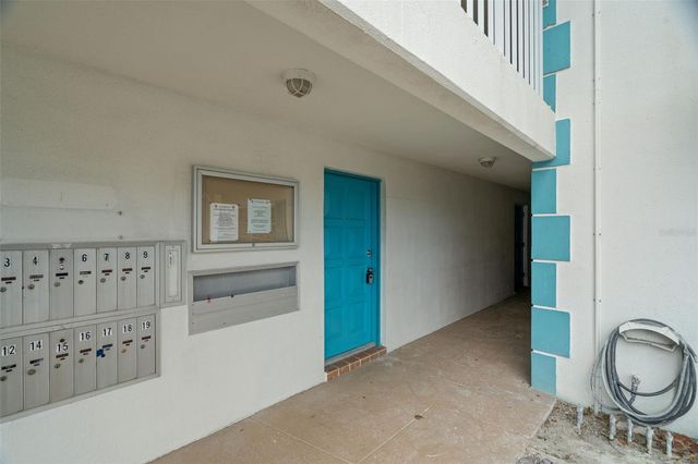 11655 3RD STREET E 1, Treasure Island, FL 33706