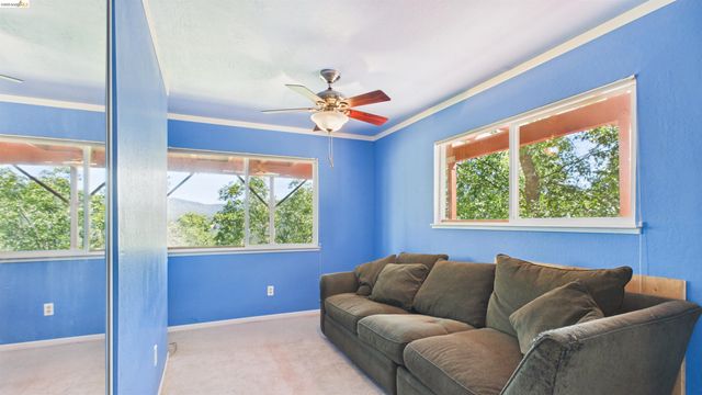 17060 Oaktree Ln, Sonora, CA 95370