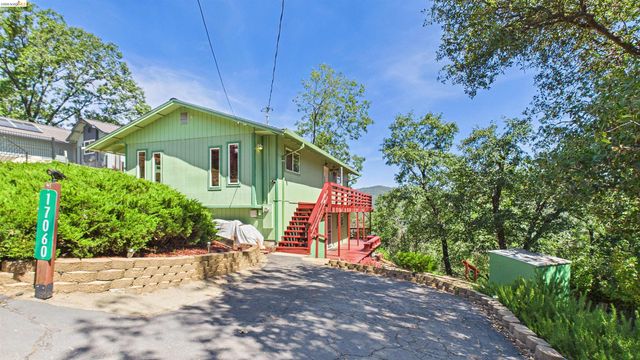 17060 Oaktree Ln, Sonora, CA 95370