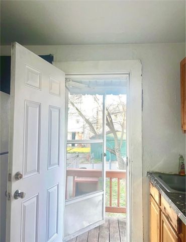 133-135 Bausman St, Knoxville, PA 15210