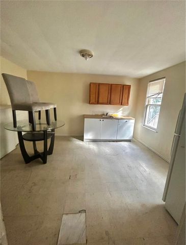 133-135 Bausman St, Knoxville, PA 15210