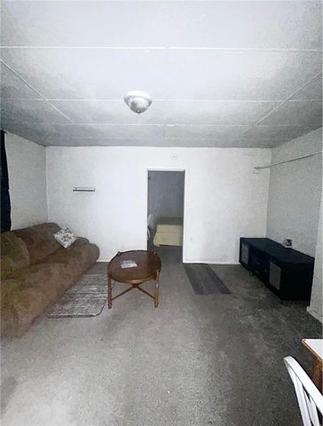 133-135 Bausman St, Knoxville, PA 15210