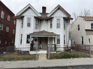 133-135 Bausman St, Knoxville, PA 15210