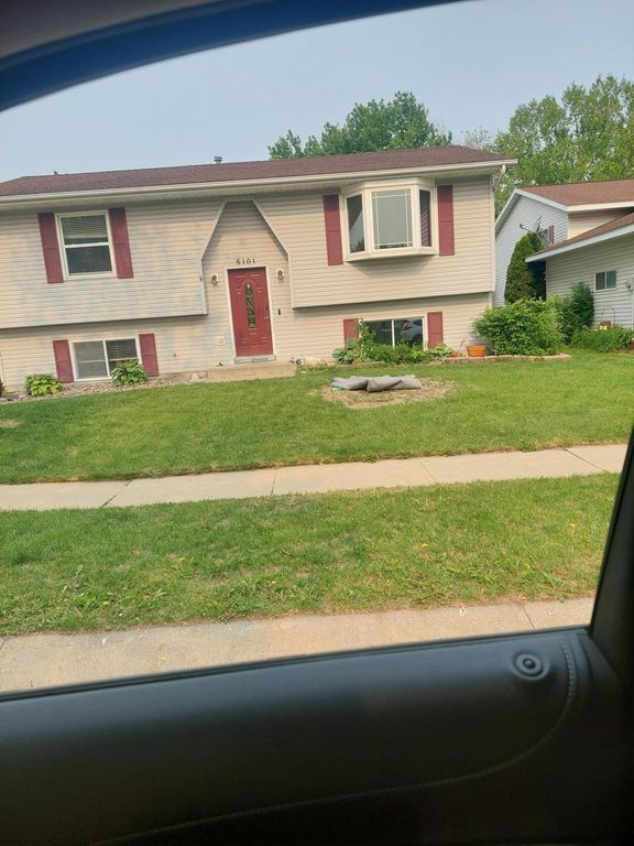5101 24th Avenue NW, Rochester, MN 55901