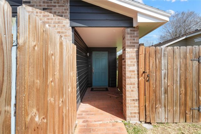 Address unavailable.