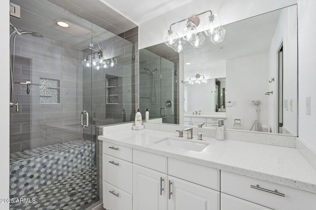 8614 E Jackrabbit Road, Scottsdale, AZ 85250