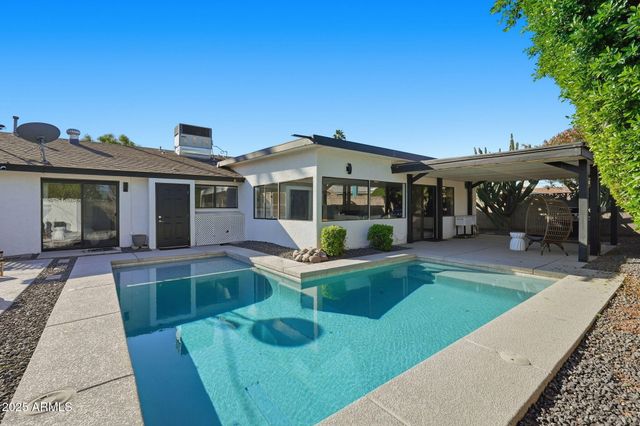 8614 E Jackrabbit Road, Scottsdale, AZ 85250