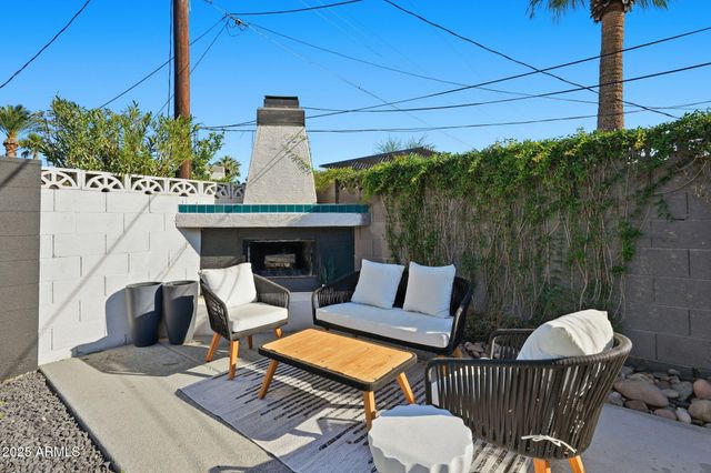 8614 E Jackrabbit Road, Scottsdale, AZ 85250