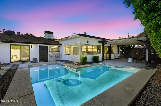 8614 E Jackrabbit Road, Scottsdale, AZ 85250