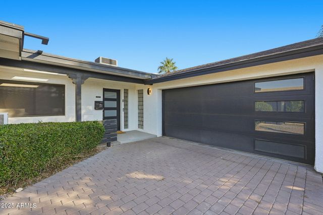 8614 E Jackrabbit Road, Scottsdale, AZ 85250