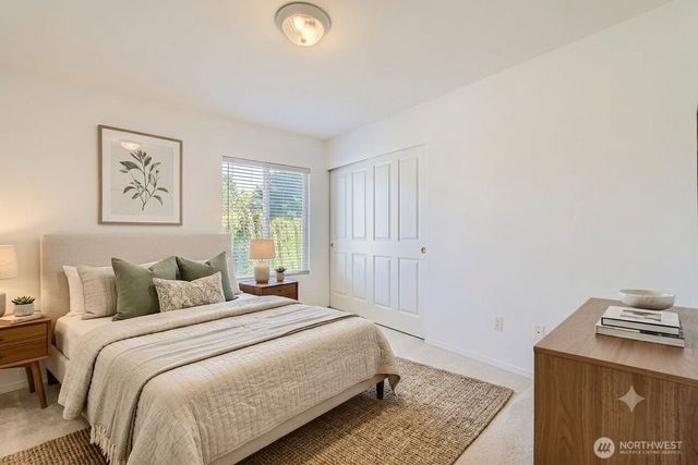 24036 SE 10th Court, Sammamish, WA 98075