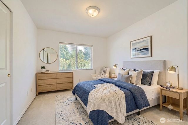 24036 SE 10th Court, Sammamish, WA 98075