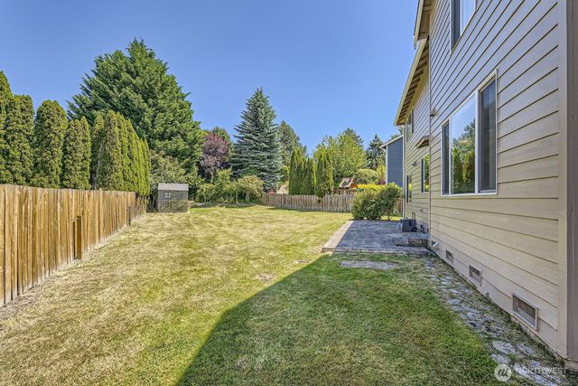24036 SE 10th Court, Sammamish, WA 98075