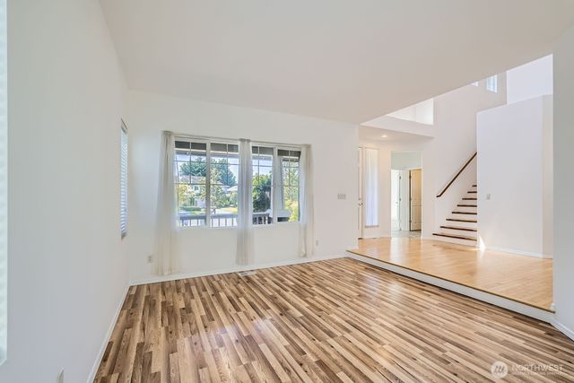 24036 SE 10th Court, Sammamish, WA 98075