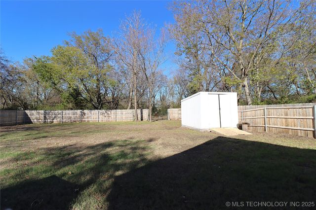 304 NW 5th Street, Wagoner, OK 74467