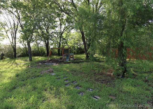304 NW 5th Street, Wagoner, OK 74467