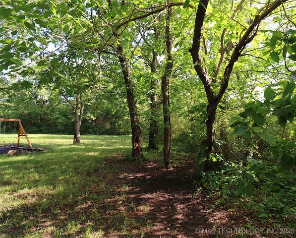 304 NW 5th Street, Wagoner, OK 74467