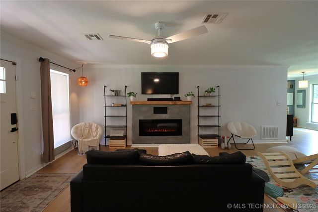 304 NW 5th Street, Wagoner, OK 74467
