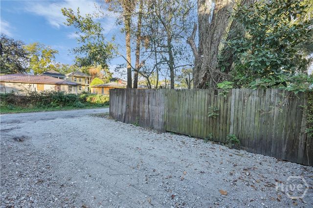 518 E 33rd Street, Savannah, GA 31401