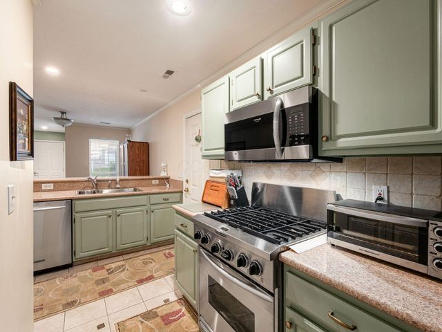 3664 Colonial Drive, Hilliard, OH 43026