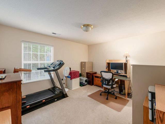 3664 Colonial Drive, Hilliard, OH 43026