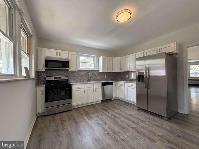 106 W 28TH ST, Wilmington, DE 19802