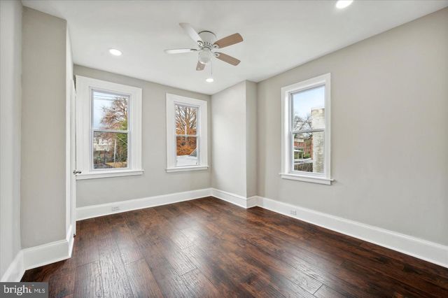 121 W HANSBERRY ST, Philadelphia, PA 19144