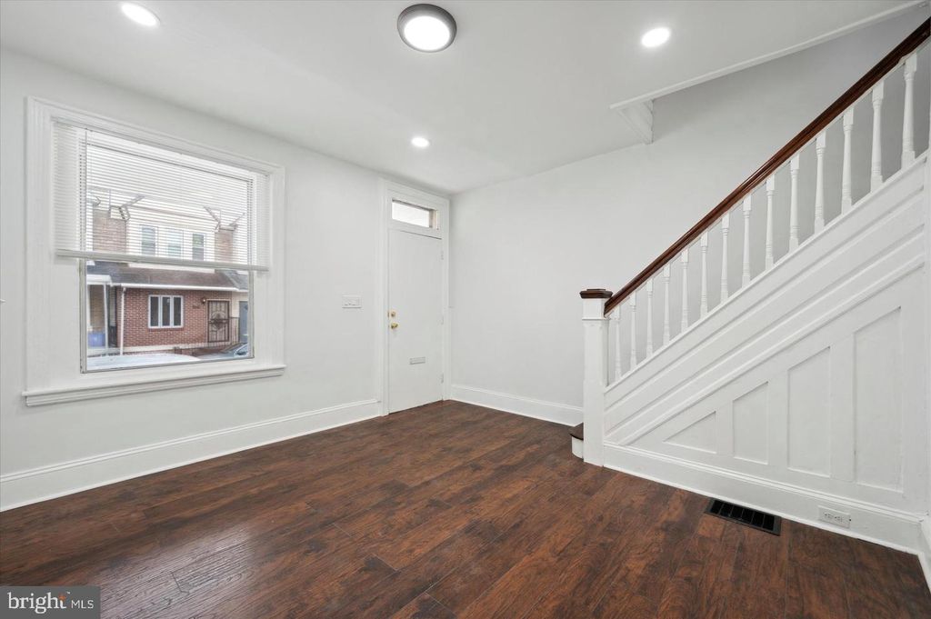 121 W HANSBERRY ST, Philadelphia, PA 19144 — photo 5