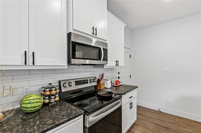 606 Banks Street, College Station, TX 77840