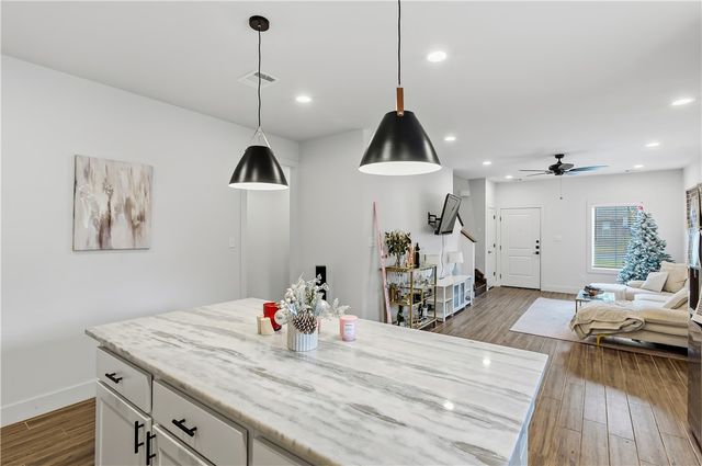 606 Banks Street, College Station, TX 77840