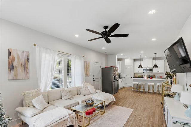 606 Banks Street, College Station, TX 77840