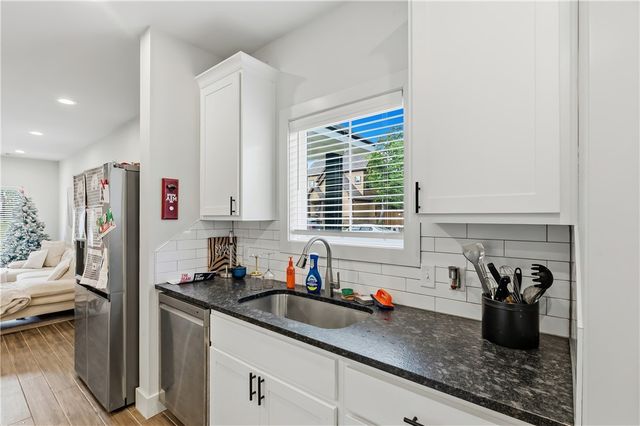 606 Banks Street, College Station, TX 77840