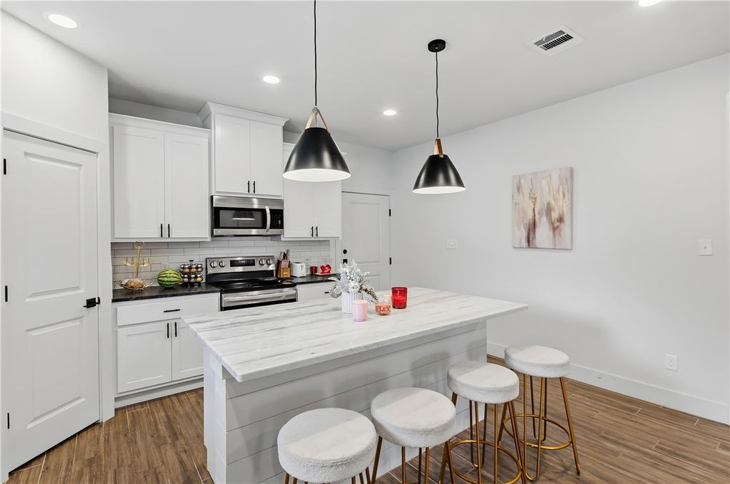 606 Banks Street, College Station, TX 77840 — photo 5