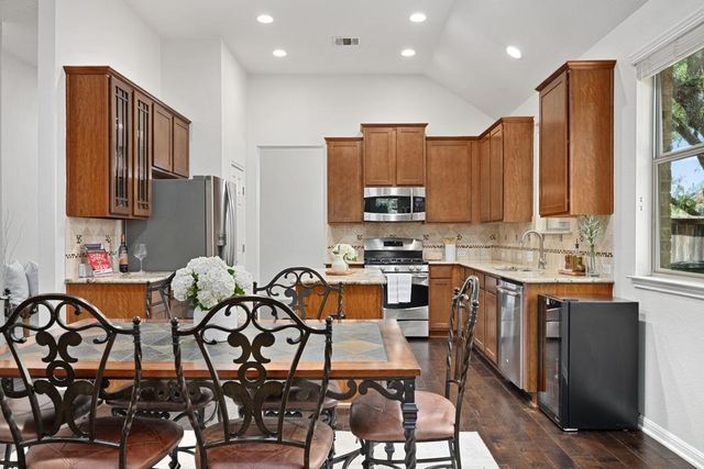 2228 Hilltop Climb DR, Leander, TX 78641
