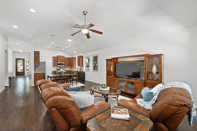 2228 Hilltop Climb DR, Leander, TX 78641