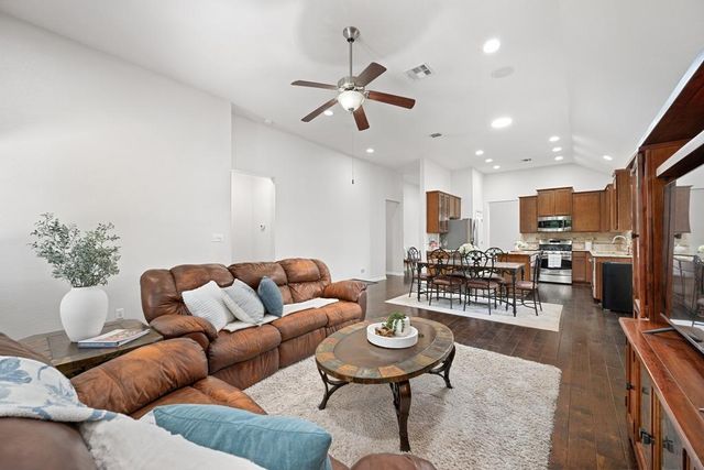 2228 Hilltop Climb DR, Leander, TX 78641