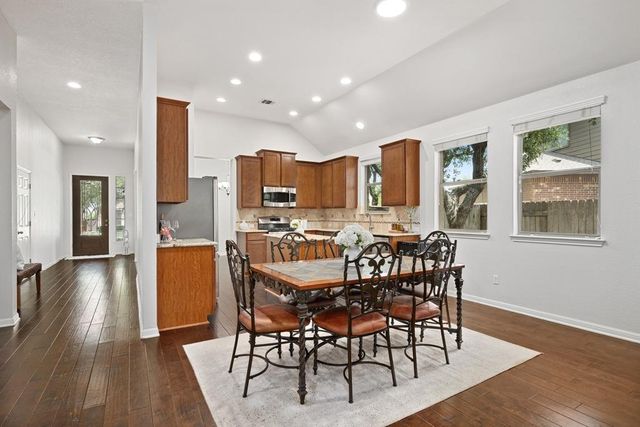 2228 Hilltop Climb DR, Leander, TX 78641