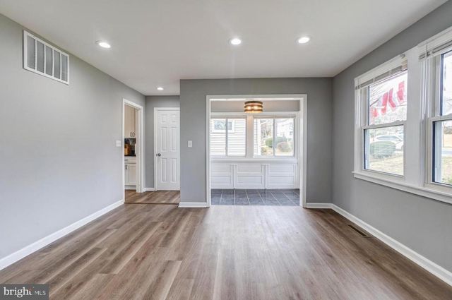 1117 BROADWOOD DR, Rockville, MD 20851