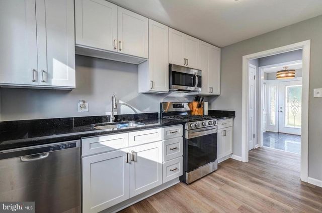 1117 BROADWOOD DR, Rockville, MD 20851