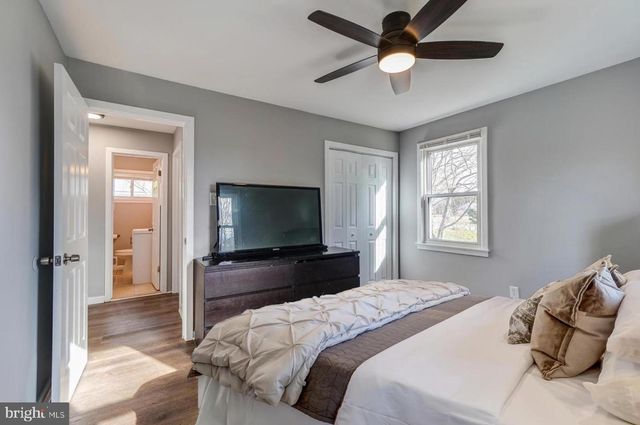 1117 BROADWOOD DR, Rockville, MD 20851