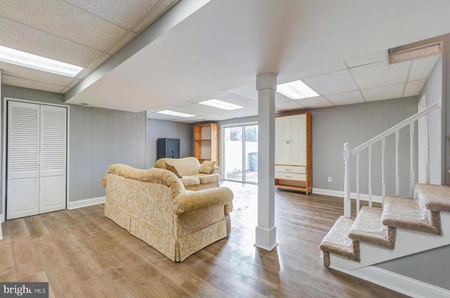 1117 BROADWOOD DR, Rockville, MD 20851