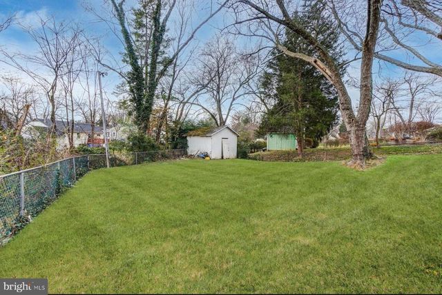 1117 BROADWOOD DR, Rockville, MD 20851