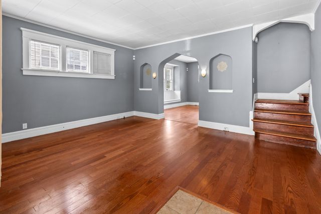 632 BENTON Street, Council Bluffs, IA 51503