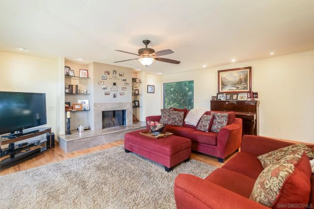 1574 Shadow Knolls Dr, El Cajon, CA 92020