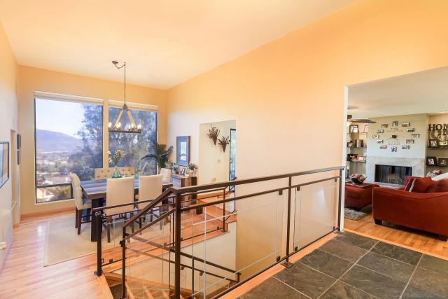 1574 Shadow Knolls Dr, El Cajon, CA 92020