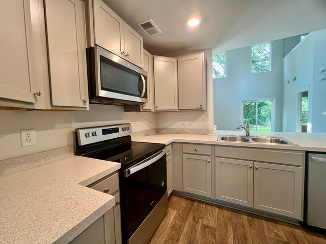 109 Rosefield Court, Summerville, SC 29485