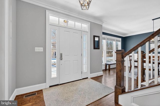 600 S MONROE ST, Arlington, VA 22204