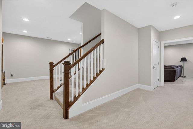 600 S MONROE ST, Arlington, VA 22204